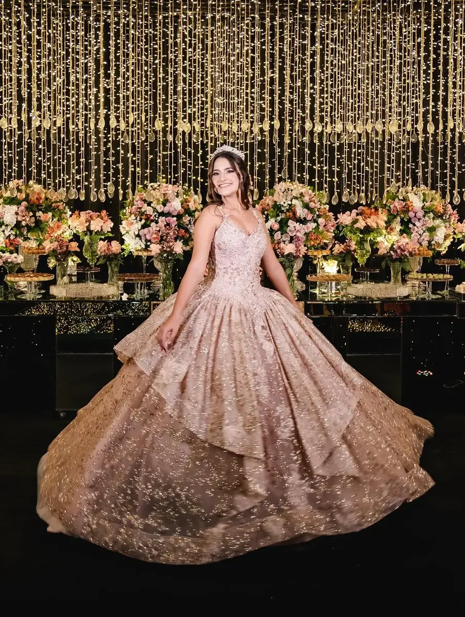Debutante girando na pista