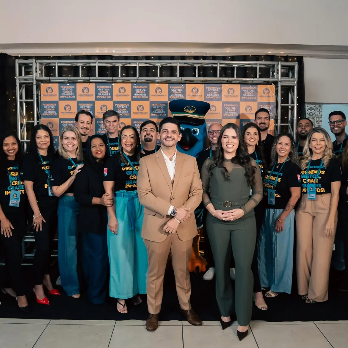 Equipe da MS Logística em evento corporativo no Líbero